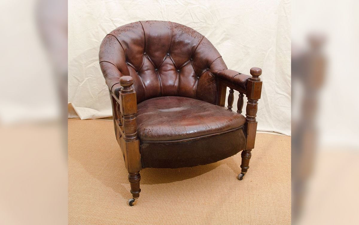 Классическое кресло M4Y 708849