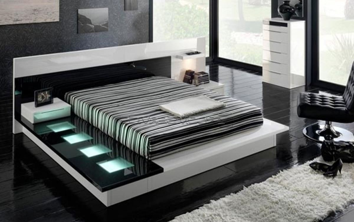 Дизайнерские кровати DB 97695